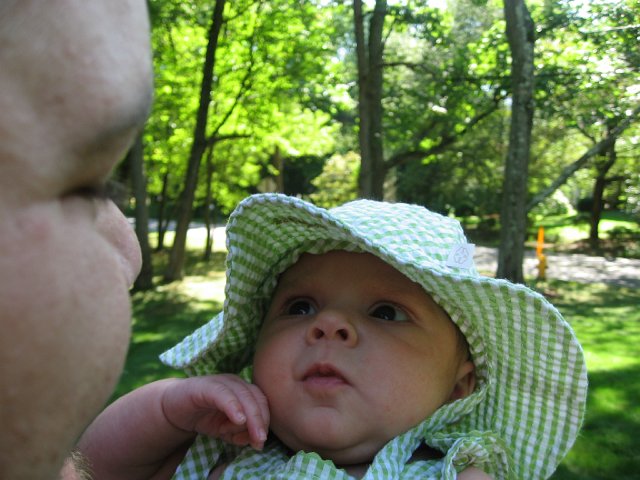IMG_2626.JPG - Hey Daddy, check out my hat!