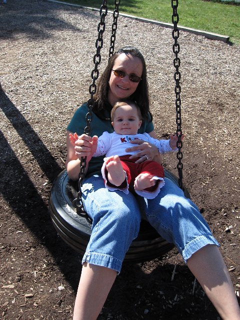 IMG_7968.JPG - This is at Drummond Park in North Andover and Catherine's first tire swing adventure.