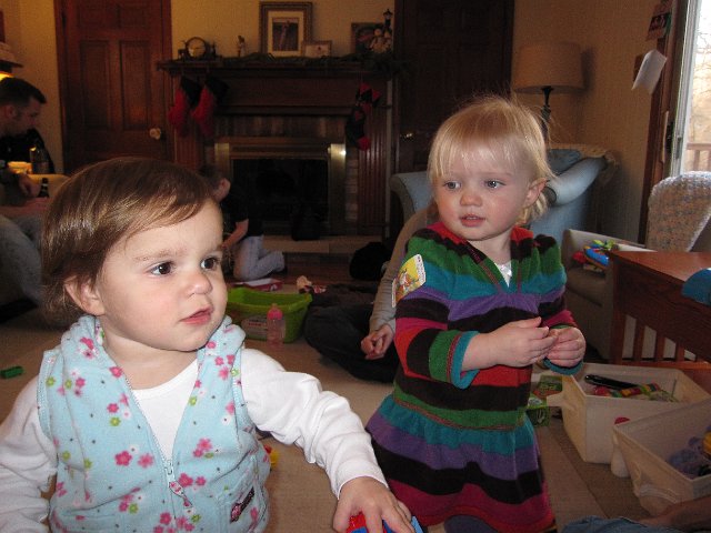 IMG_0723.JPG - The Burkett and Wimmer families finally got together for a visit, thank goodness for holiday shutdowns!