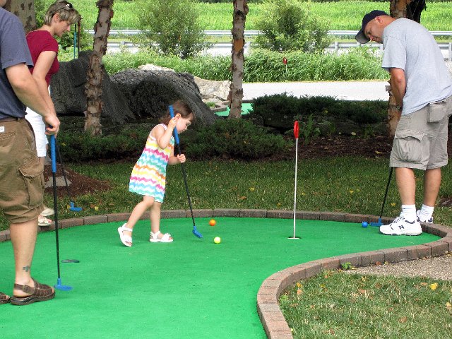 IMG_9281b.jpg - We met up with our good friends, the Walborns, for a game of mini-golf.  (Abigail's first exposure to miniature golf and she was instantly a pro!)
