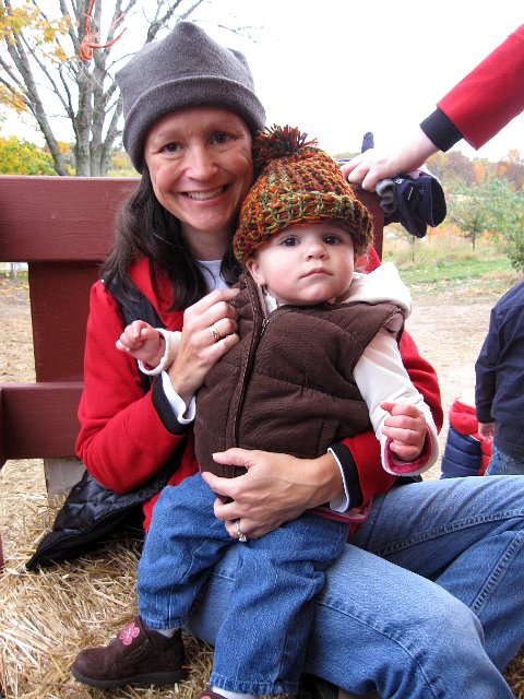 IMG_0533b.jpg - The Mother Connection coordinated a hay ride and pumpkin picking event at Smolak Farms.