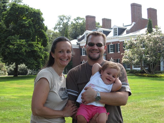 IMG_9806.JPG - A family shot in front of the Eleanor Cabot Bradley Estate in Canton, MA.
