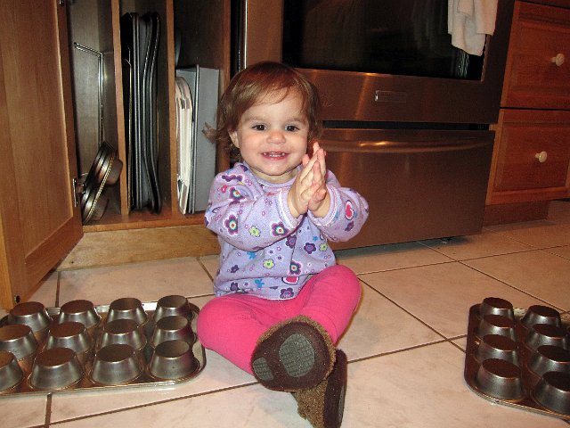 IMG_0805b.jpg - During the Winter months, we look for all different kinds of entertainment, including kitchen accessories!