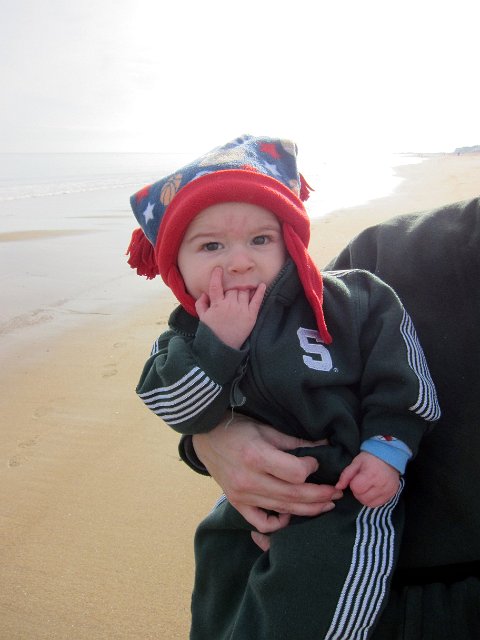 IMG_2945b.jpg - (Nathan's also ready for the big Capital One bowl game for MSU today.)