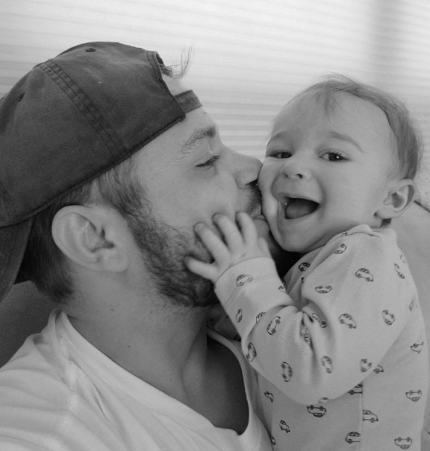 IMG_2976B.jpg - Who needs color in an image, when you can just feel the love!