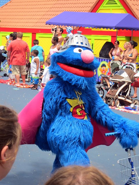 IMG_3837b.jpg - SUPER Grover!