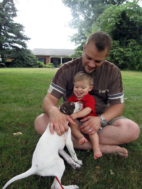IMG_4852b.jpg - Brandy and Nathan are getting acquainted.
