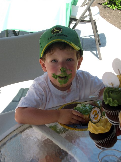 IMG_5357b.jpg - And here's the birthday boy, Happy 3rd Birthday Hunter!