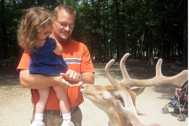 IMG_3460b.jpg - The Deer Forest is the best park of the zoo.