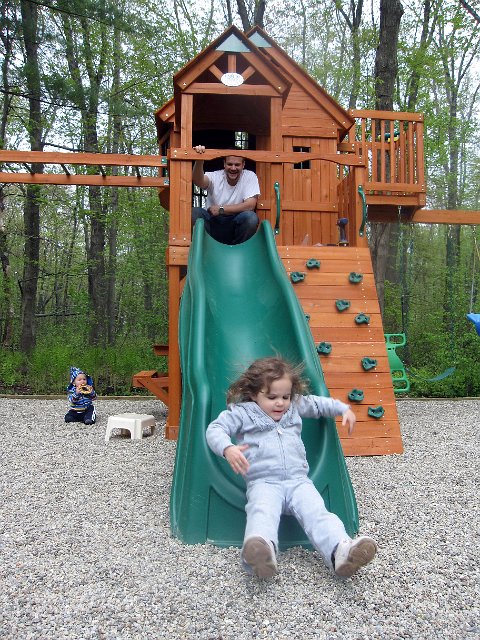 IMG_3740b.jpg - The very first slide ... the play set is officially complete.
