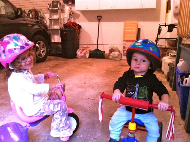 IMG_1532.JPG - This is what we do on rainy days ...