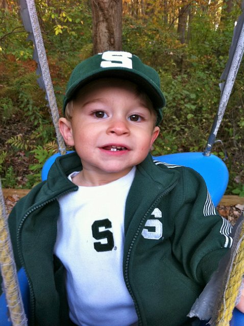 IMG_1582.jpg - Ready for a game, but it's only Tuesday ...