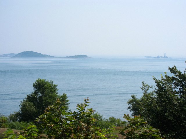 IMG_4489.jpg - Views from the lookout (again, the Boston Light on the right).