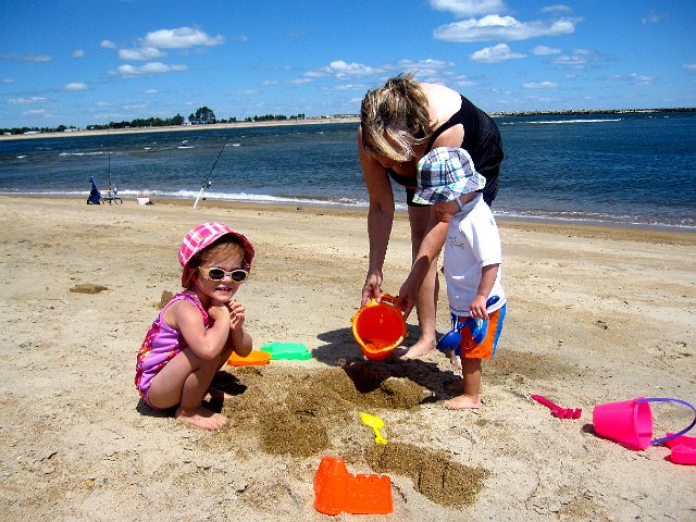 IMG_1279.jpg - Of course, we ALL enjoy playing in one very big sandbox.