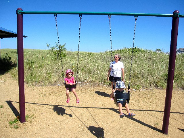 IMG_1317.jpg - The big bonus of this location is that it has a playground too!