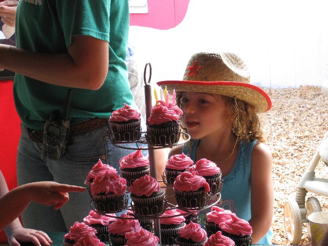 IMG_0316.jpg - Happy Birthday Miss Abigail!!