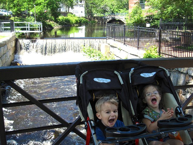 IMG_0521.jpg - Crazy kids!