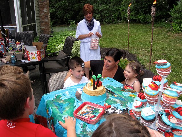 IMG_0664.jpg - There's the birthday boy and his pirate cake ...