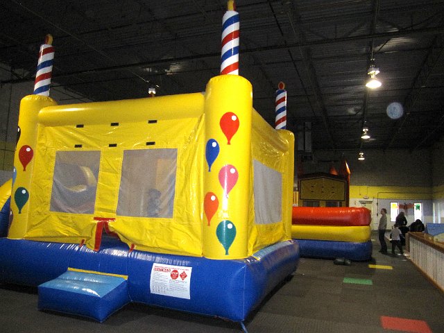 IMG_2858.jpg - Here we come, Celebration Kingdom, for some indoor fun!  The kids are already inside the first bouncy house as I take the photo within minutes of arriving.