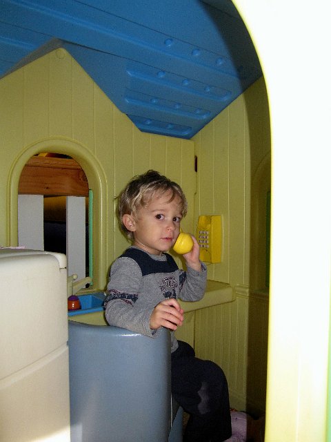 IMG_2878.jpg - "Hello, hello ..."