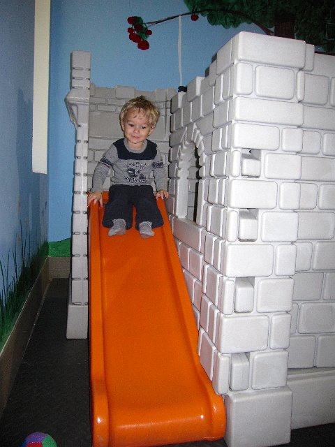 IMG_2879.jpg -                                