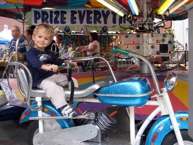 IMG_2295.jpg - We thought the motorcycle ride might be a little too fast for them, but they thought otherwise.