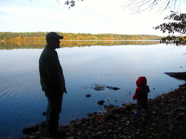 IMG_2361.jpg - We did a short hike by Lake Cochichewick (by Catherine's preschool) in North Andover.