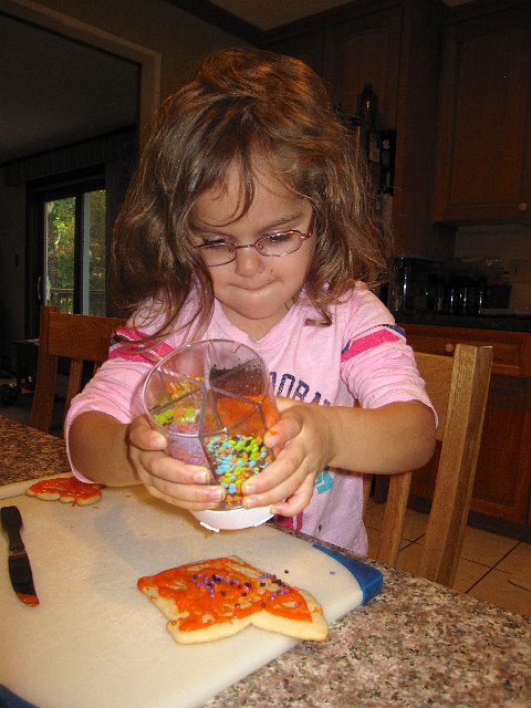 IMG_2406.jpg - Catherine was all over the purple sprinkles (or "jimmies" as they call them in New England).