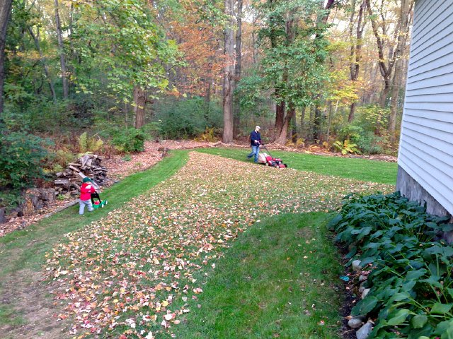 IMG_2612.jpg - If only that little pretend mower worked, Daddy's task would be so much easier ... someday.