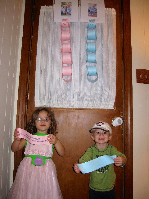 IMG_2693.jpg - Daddy left on an international business trip (the first one since the kids have been born) and the countdown til his return has begun.