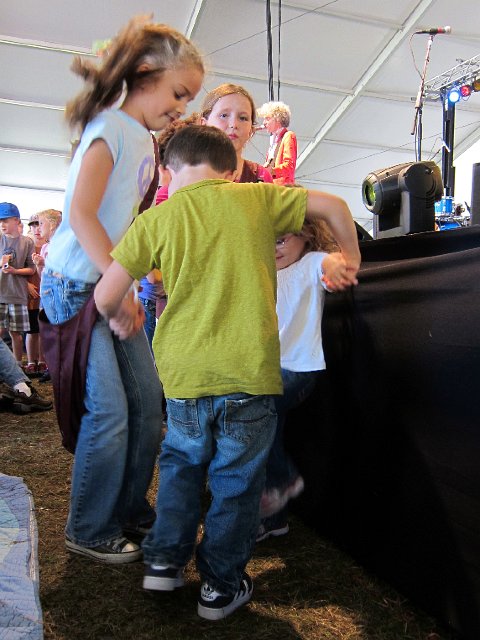 IMG_5448.jpg - … learning a few moves from her pals and big smiles all around!