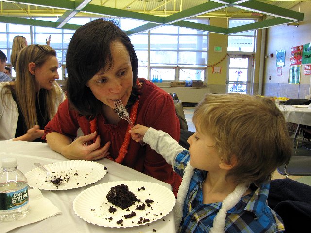IMG_4868.jpg - We always break for cake!