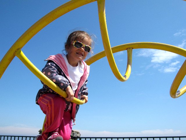 IMG_4914.jpg - These kids love anything they can climb.