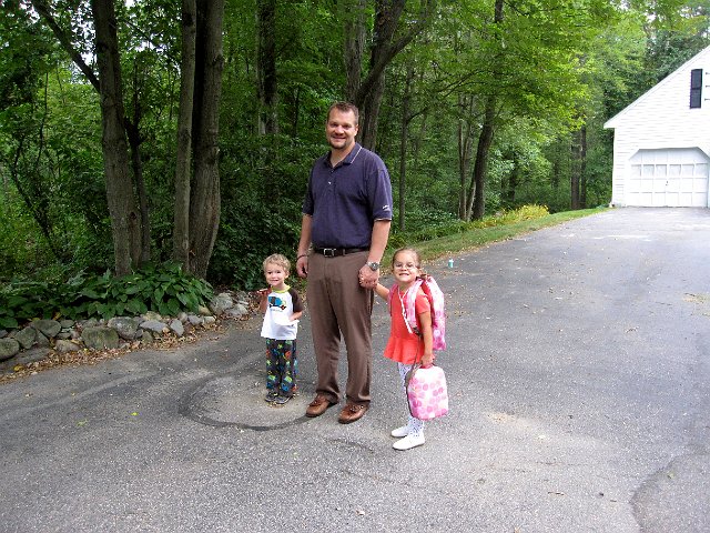 IMG_8031.jpg - The bus stop and big smiles are everywhere.