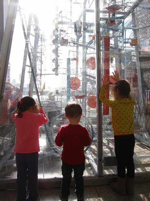 IMG_4077.jpg - Our first trip to the Museum of Science in Boston with the kiddos .. thanks for taking us, Halstead family!!