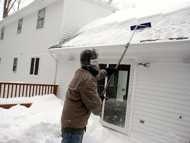 IMG_4193.jpg - Our newly-purchased roof rake was even put to work.