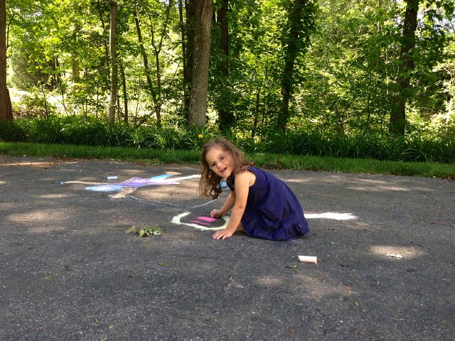 IMG_3550.jpg - Our little chalk artist hard at work.