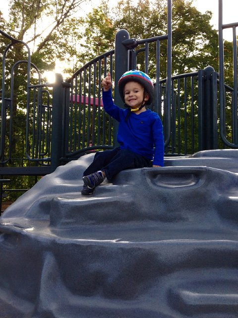 IMG_4606.jpg - Another day at the park enjoying the weather while we can.