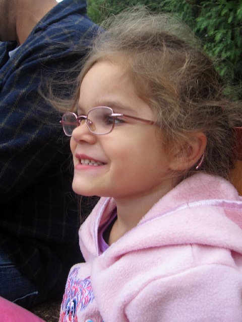 IMG_8457.jpg - Hay ride = happy girl!