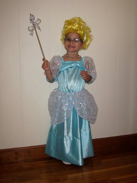 IMG_8517.jpg - Catherine is heading off to another birthday/costume party for a classmate.