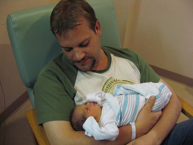 IMG_1761.JPG - Proud Dad