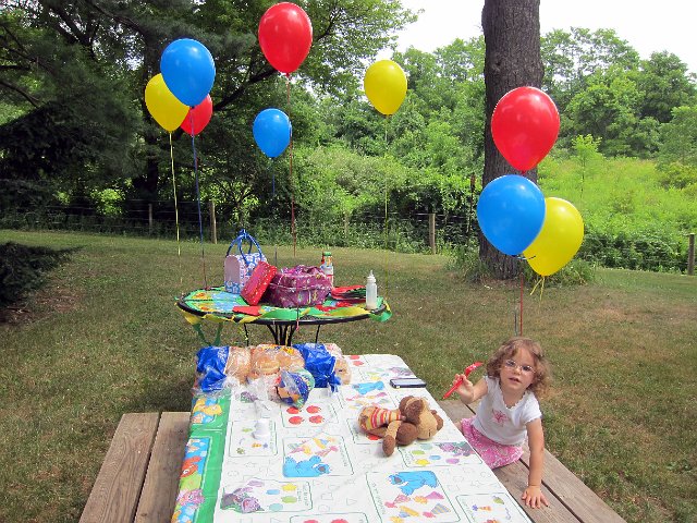 IMG_3590b.jpg - The festivities are almost underway for Catherine's 3rd Birthday ... here she is chanting "cake, cake, cake"!!