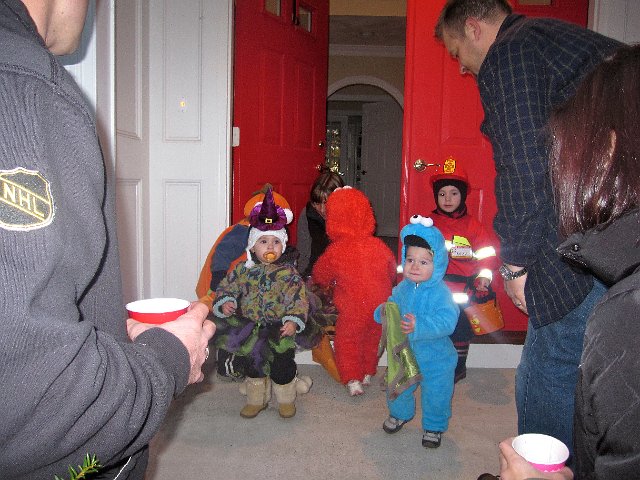 IMG_6900.jpg - It didn't take long for the kids to get the hang of things …