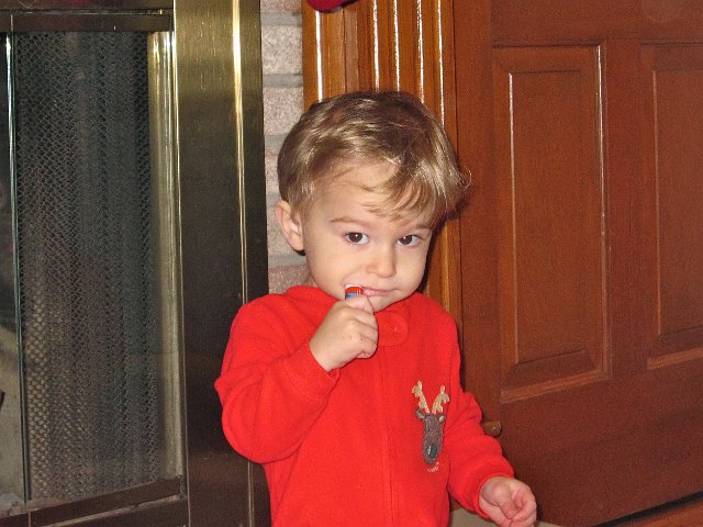 IMG_7587.jpg - .. chocolate chip cookie flavored Chapstick (which he proceeded to apply by himself several times today).