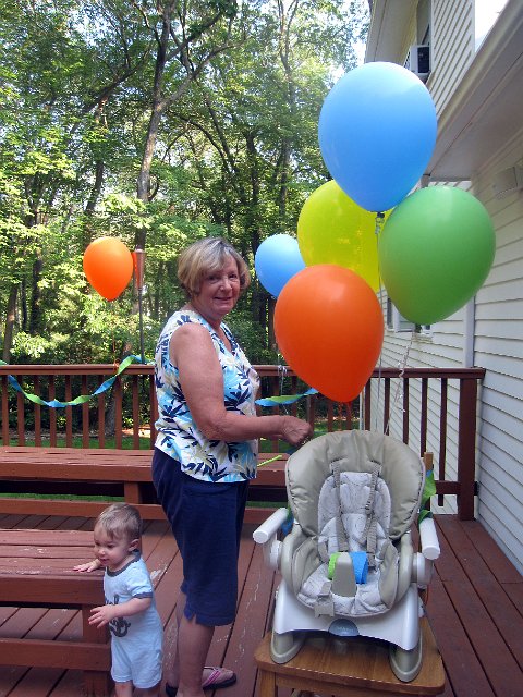 IMG_4123b.jpg - Nana was here from Florida to celebrate (and help decorate for) the big event.