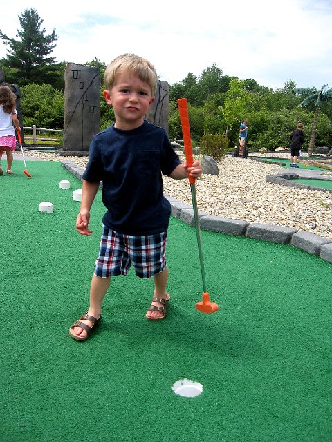 IMG_6504.jpg - He looks like he's "strutting it" on the course but, in fact, he's done and ready to call it a day.