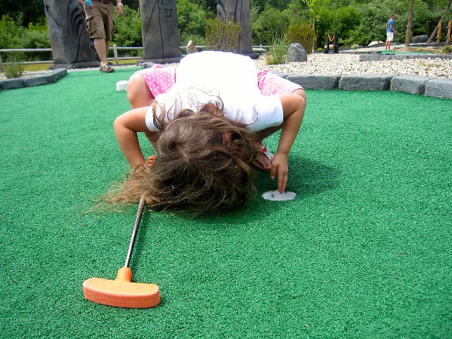 IMG_6506.jpg - As always, on the last hole Catie Ann is trying to see where that ball really goes!