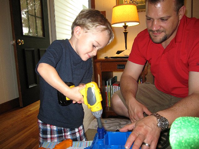 IMG_6520.jpg - Let the gift unwrapping begin!  A drill set from Aunt Marty ...