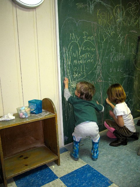 IMG_4605.jpg - The kiddie lounge had a large chalkboard that Nathan used to practice line drawing.
