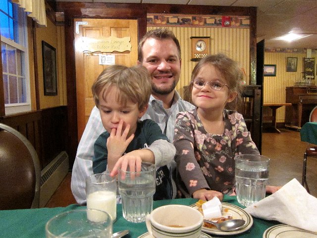 IMG_6919.jpg - The meals were terrific here .. home cooked, family-style and farm fresh!